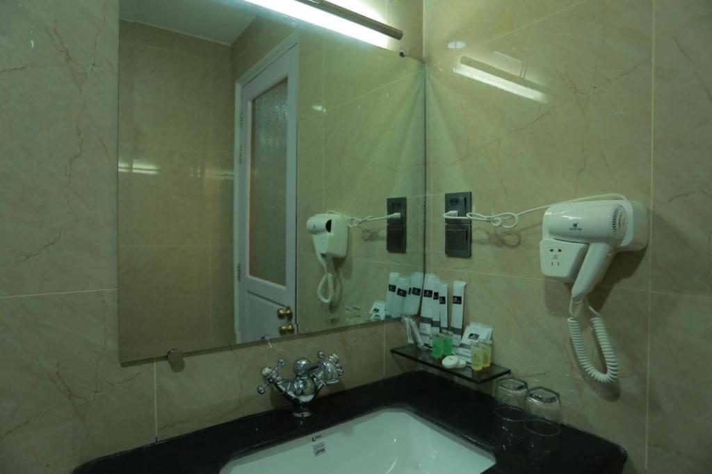 מנדלאי Silver City Hotel מראה חיצוני תמונה